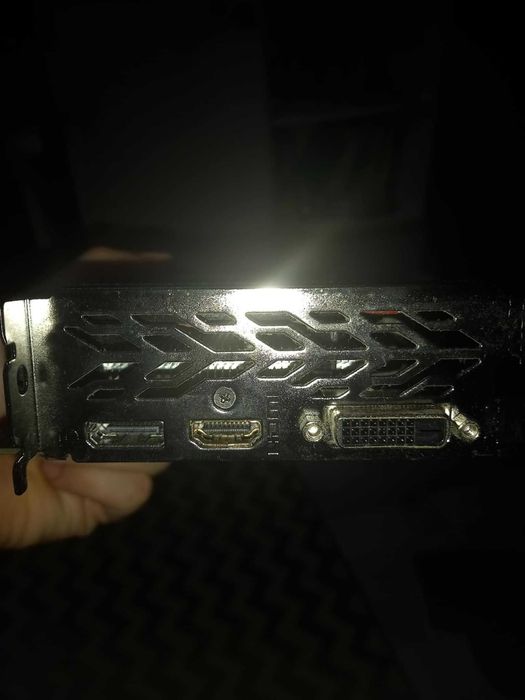 Komputer Do Gier i Pracy i7 7gen 24Gb Ram GTX 1050ti SSD+HDD Win 10