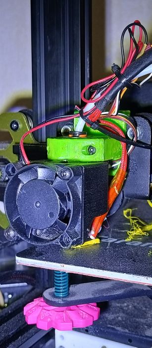 TEVO Tarantula Pro 3д принтер куча модификаций і
