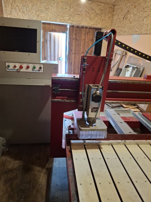 Станок фрезерний  ЧПУ  по каменю