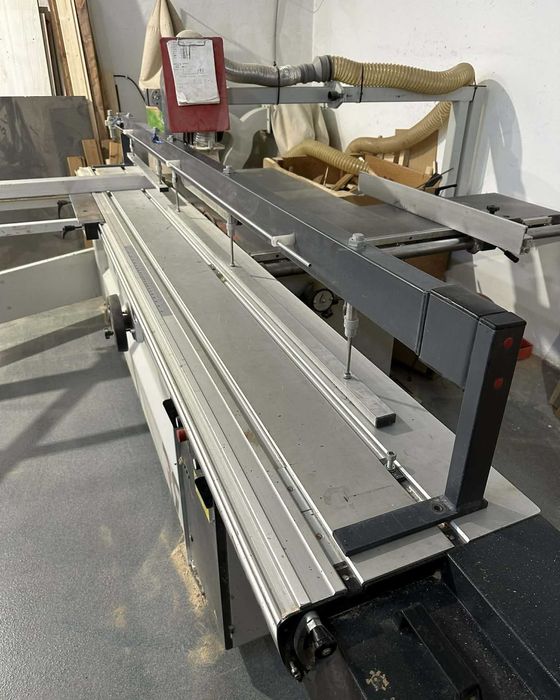 Docisk pneumatyczny Belka dociskowa do piły formatowej – precyzja i komfort pracy