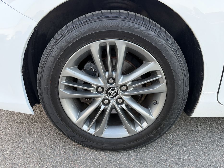 Toyota Camry 2017