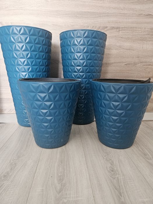 Zestaw doniczek ogrodowych