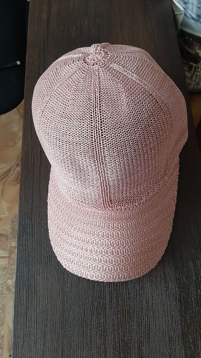 Кепка жіноча рожева