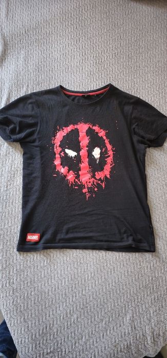 Czarna koszulka Deadpool