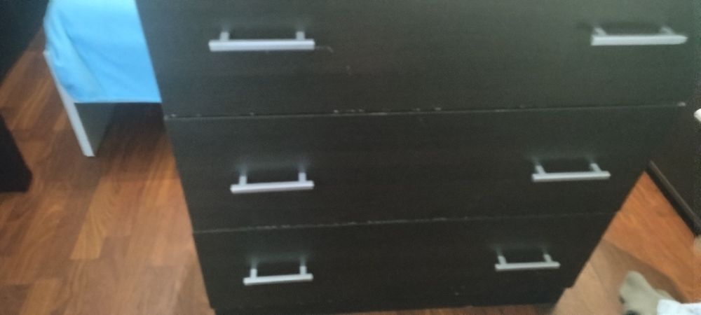 Cómoda  para quarto