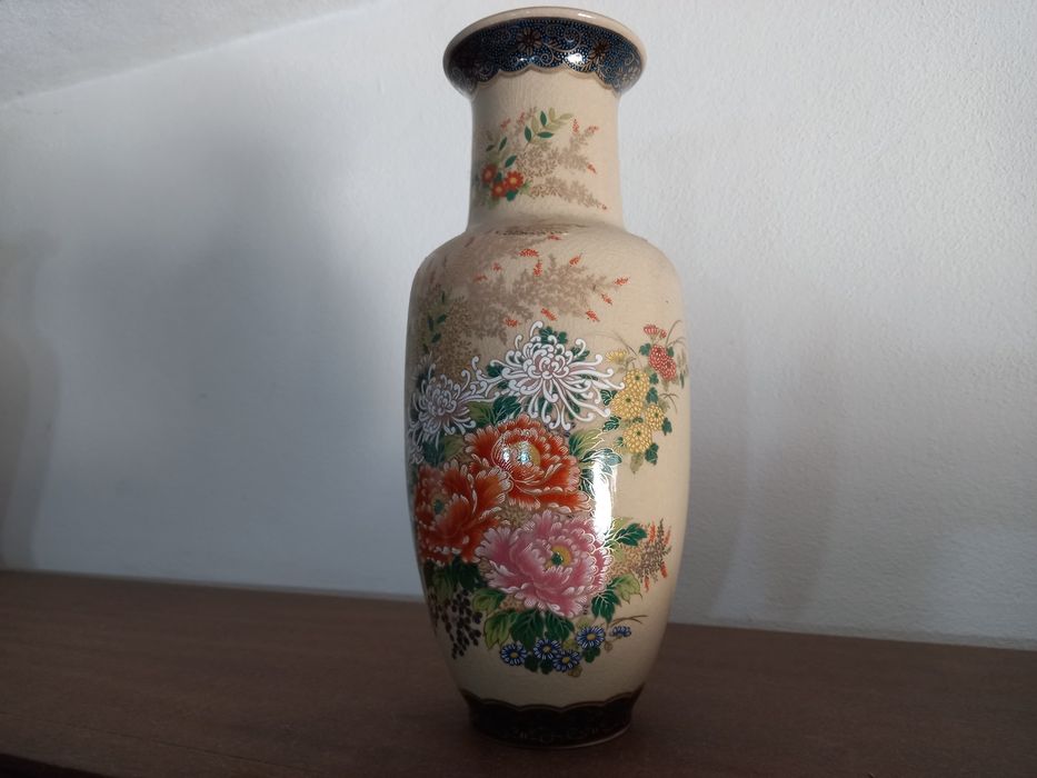 Jarras de loiça pintadas