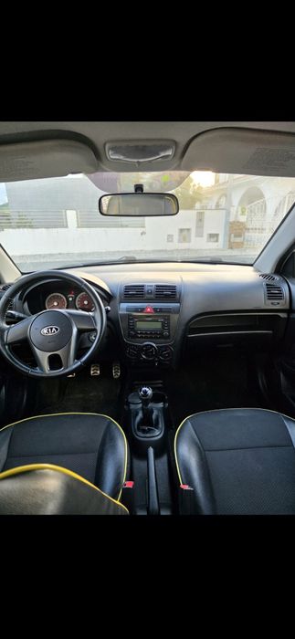 Kia picanto 1.1 sport 2011