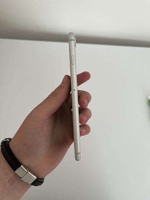 iPhone 8 Plus 64 / Айфон 8 плюс 64