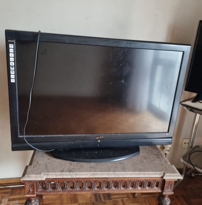 Tv a trabalhar ver fotos