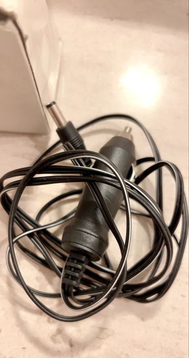 Carregador e isqueiro para telemovel