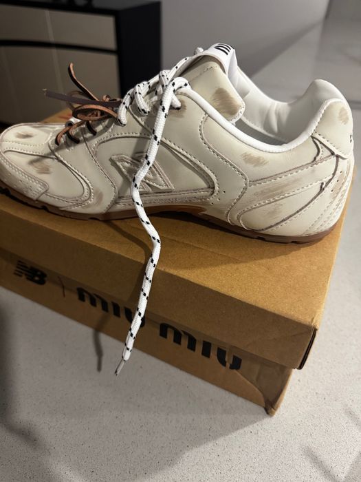 Sapatilha New Balance By Miu Miu