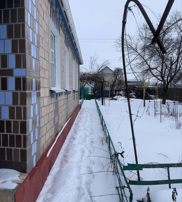 Пропонуємо до продажу будинок в Корсуні,