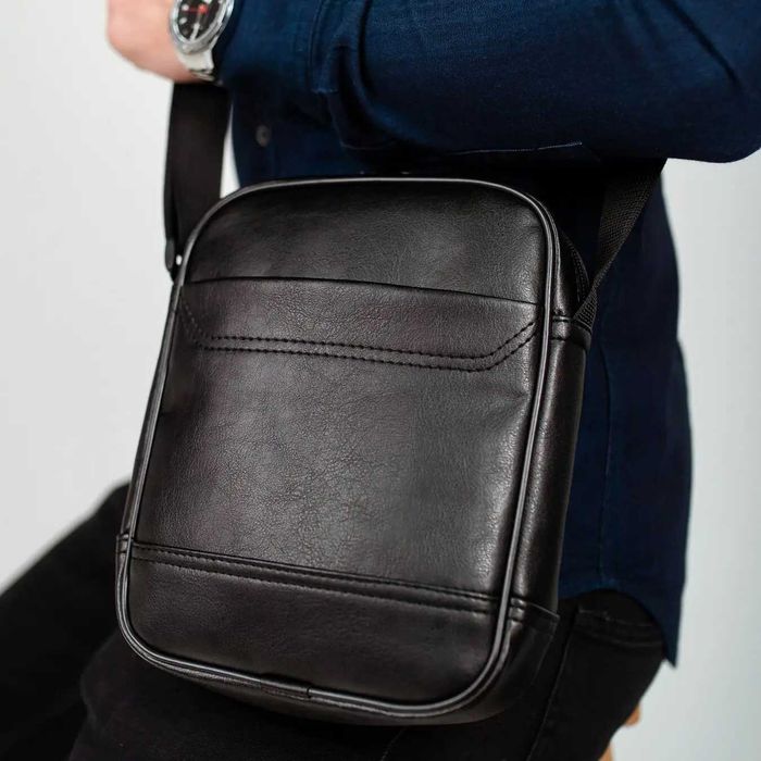 Сумка через плече чоловіча ділова сумка месенджер класична з еко шкіри