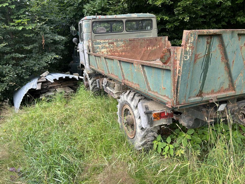 Gaz 66 v8 na cześci