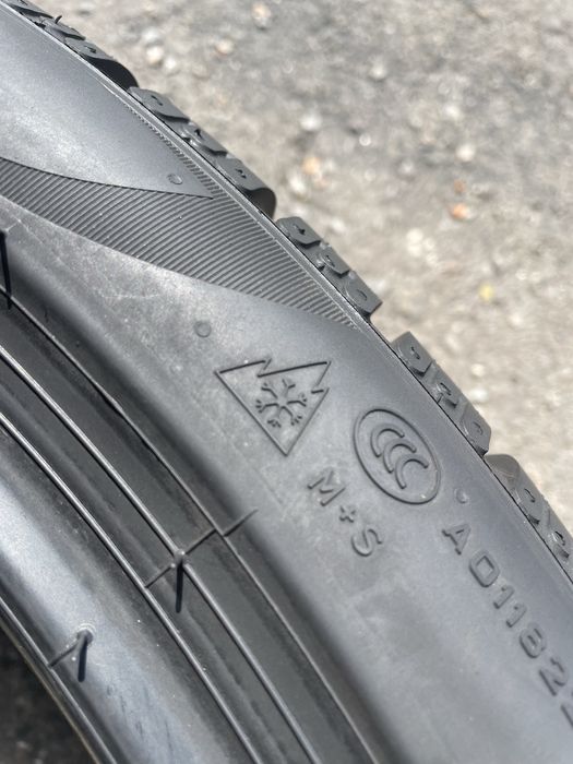 275/35/20+ 245/40 R20 Pirelli PZero Winter (Германія) 4шт. / Нові / 2026 рік.