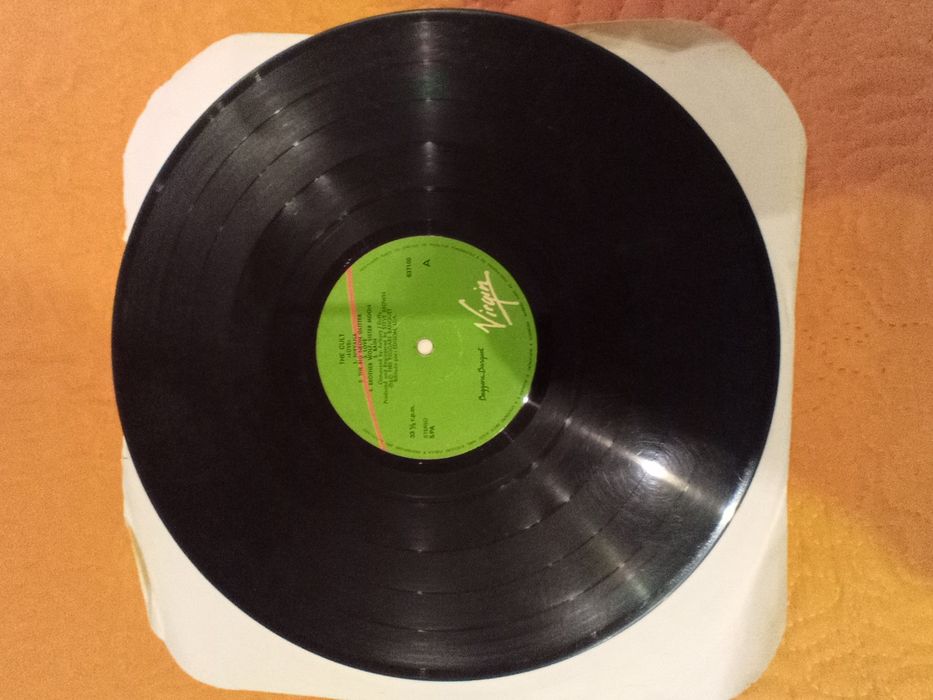 4:albuns pop com as capas com alguns defeitos ( ngociavel )