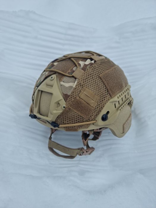 Шолом тактичний MICH 2000 з захистом вух каска  койот кавер мультикам