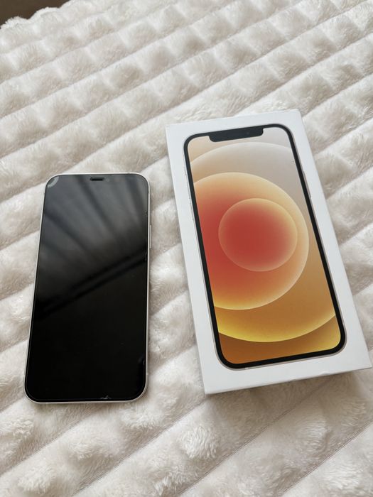 Smartfon telefon Apple iphone 12  bareria 88% bez gwarancji 64GB biały