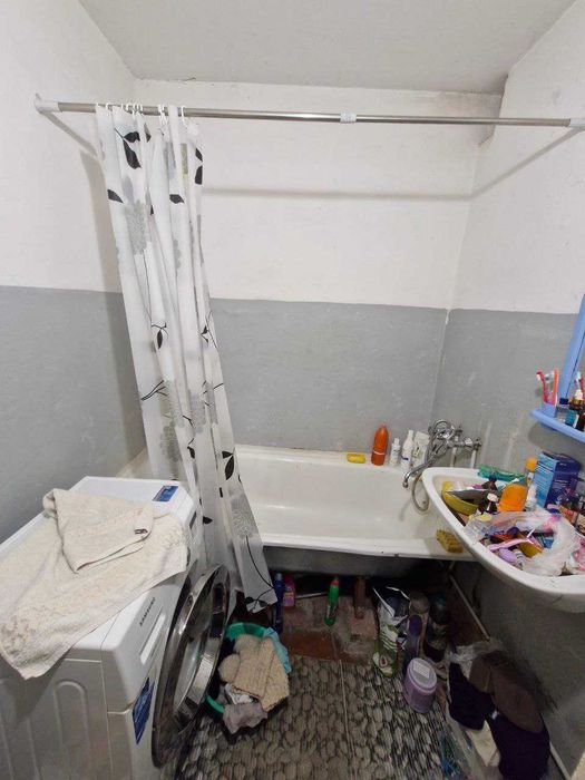 Продам 3х кімнатну квартиру,  р-н 304 квт.