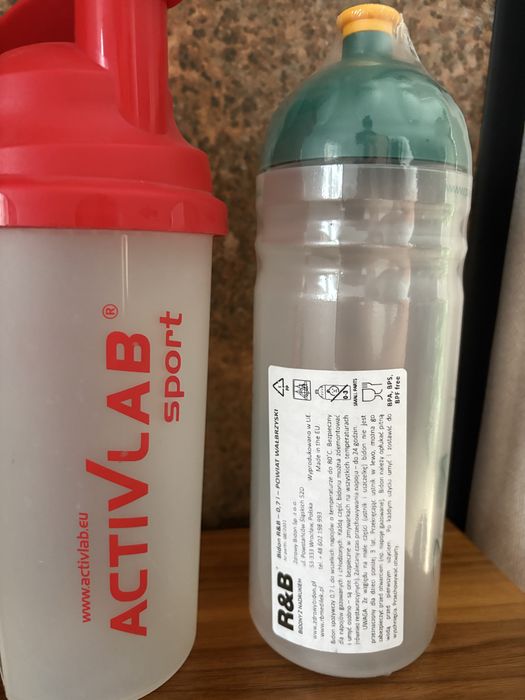 Bidon Shaker Szejker butelka na wodę odżywkę białko odżywki