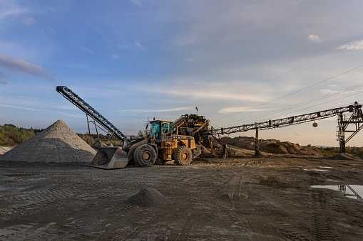 Kmien żwir piasek transport od 05 tony do 27 ton Najtaniej