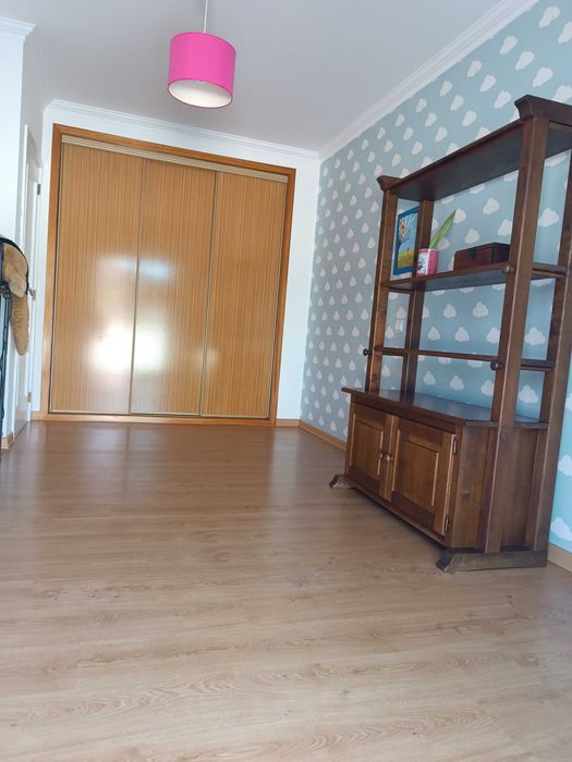Apartamento T3 com terraço na Lousã