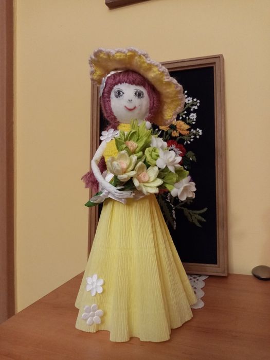 Lalka ozdobna rękodzieło