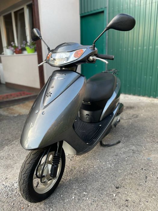 Мопед Honda dio af 68