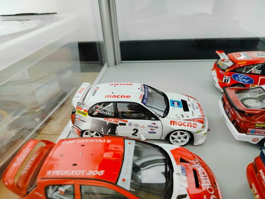 Toyota Corolla WRC 1:24 tamiya