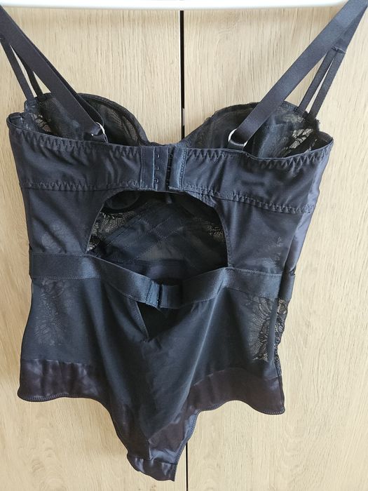 Body 32e, stan bardzo dobry