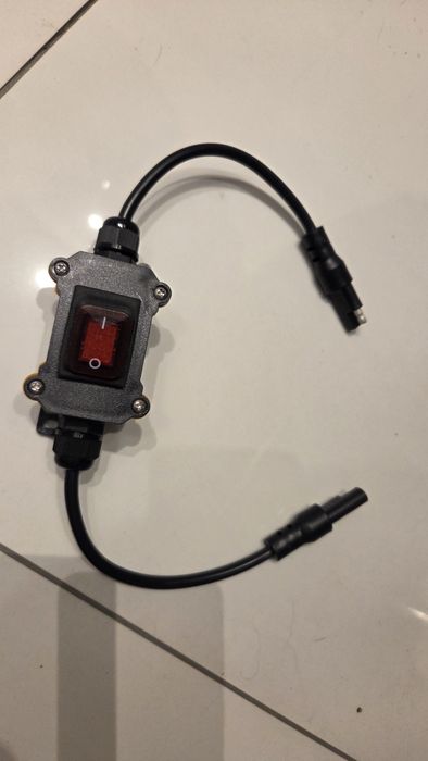 Przelacznik Wtykowy  SAE 12V 20A IP66