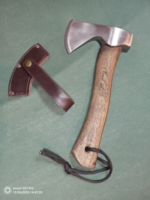 Siekiera ciesielska survival bushcraft camping