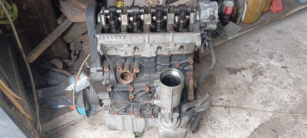 Двигун КПП 1.9 Audi Volkswagen Skoda