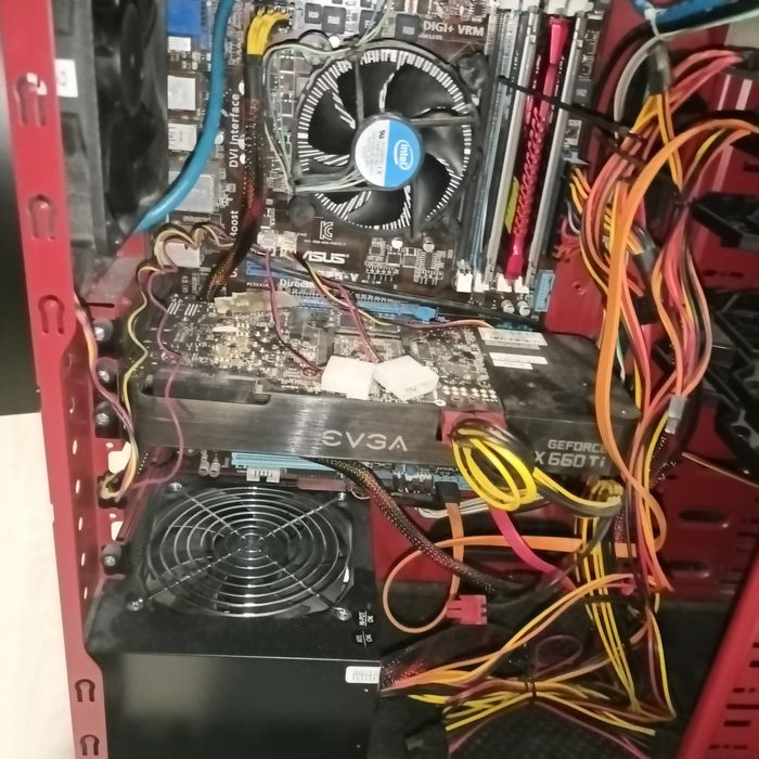 Komputer gamingowy x strike