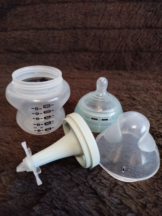 Пляшки, бутилочки антиколікові, для годування Tommee Tippee