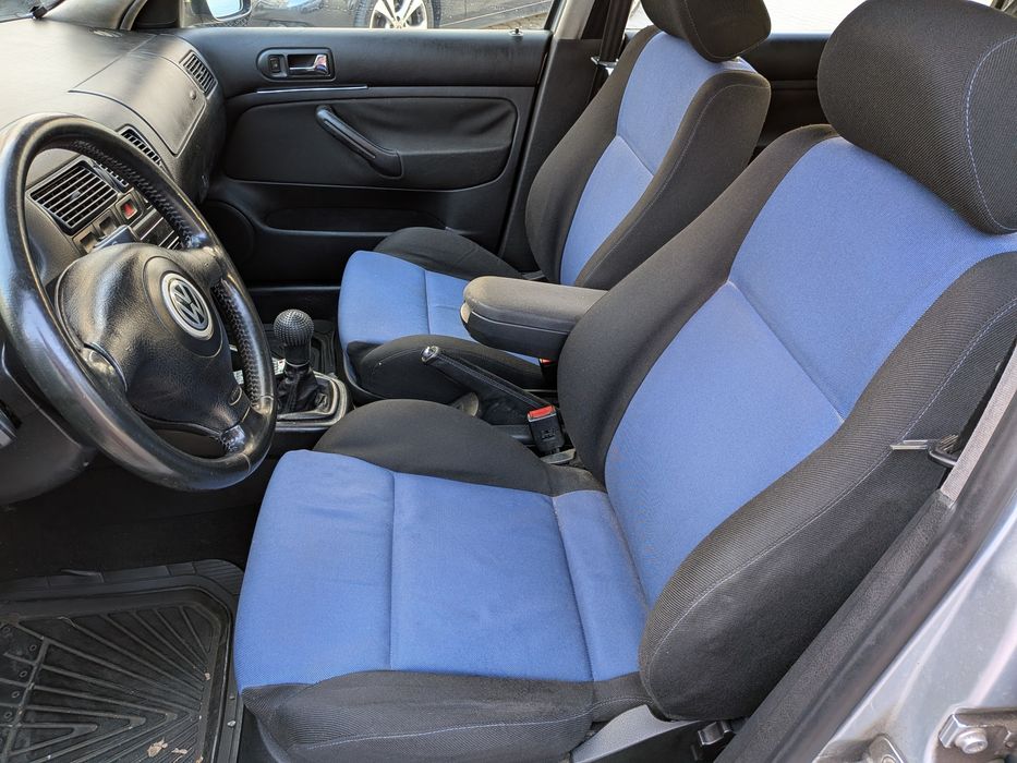 VW Golf 1.9 TDI 25 anos  Confortline 110 CV  01