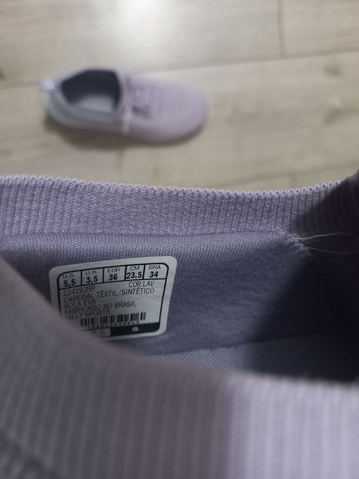Кросівки для дівчинки  Skechers 36 розмір (23.5)