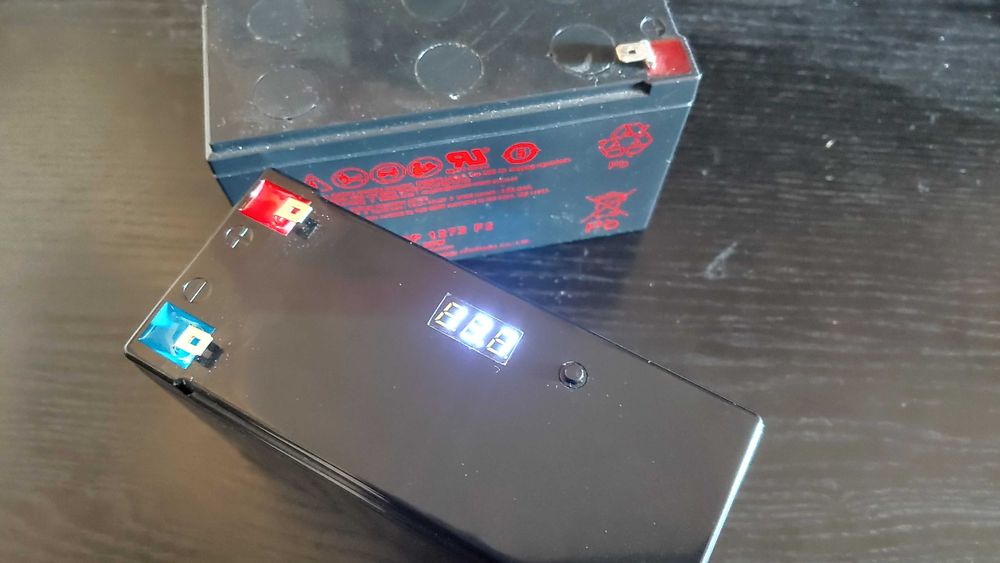 Батарея LiFePO4 12В 15Aч в корпусе 7Aч-9Aч для бесперебойников