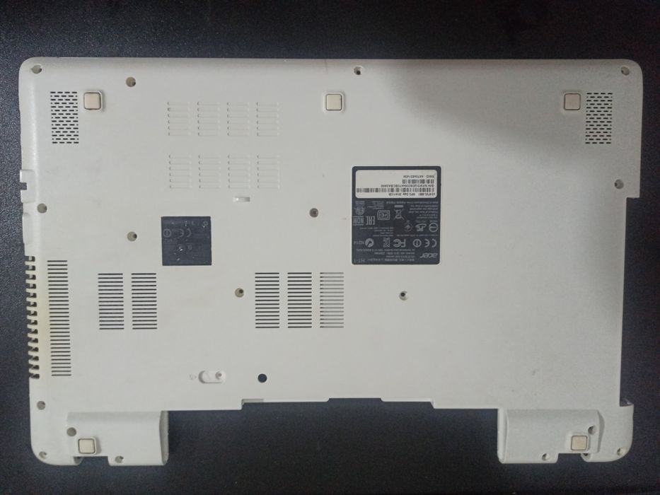 Acer V3 572/535 (Peças)