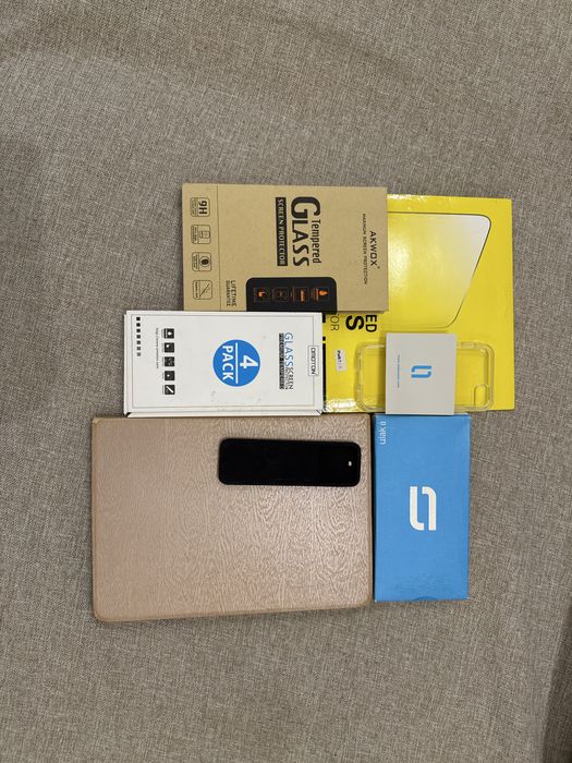 Скло та чохли для техніки Apple та Sony PSP Vita Slim PCH-2000