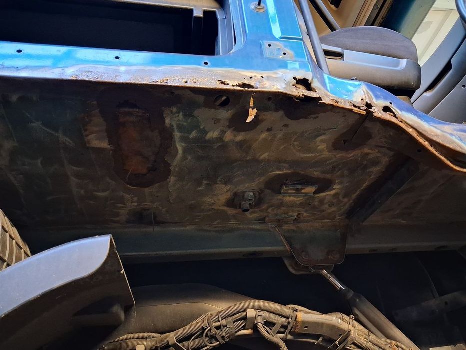 Зварювання порогів  Daf XF-105-106 ,Реставрація кабіни,Покраска