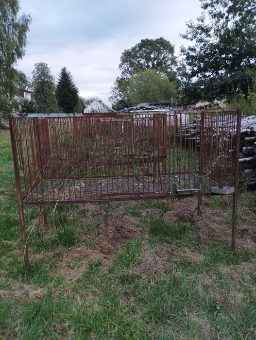 Sprzedam klatki metalowe