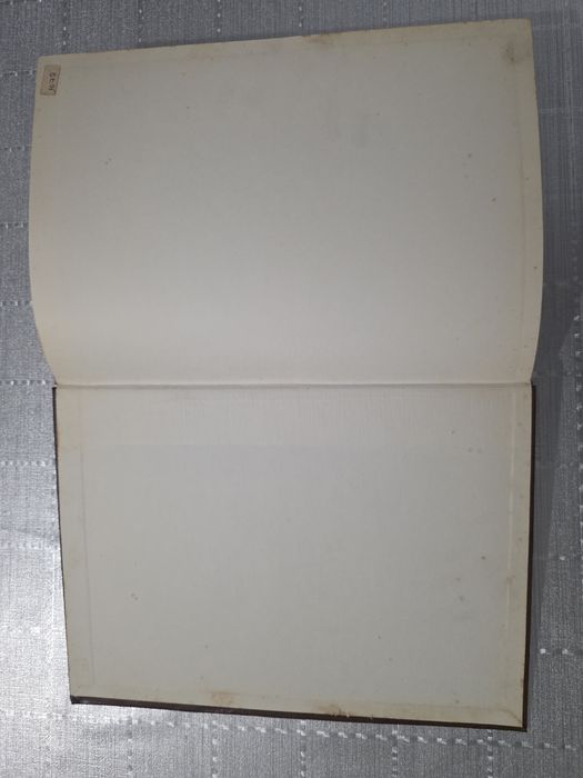 BOCAGE — Poesias Eróticas, Burlescas e Satíricas
Publicações Módio, Braga — Novembro de 1979
