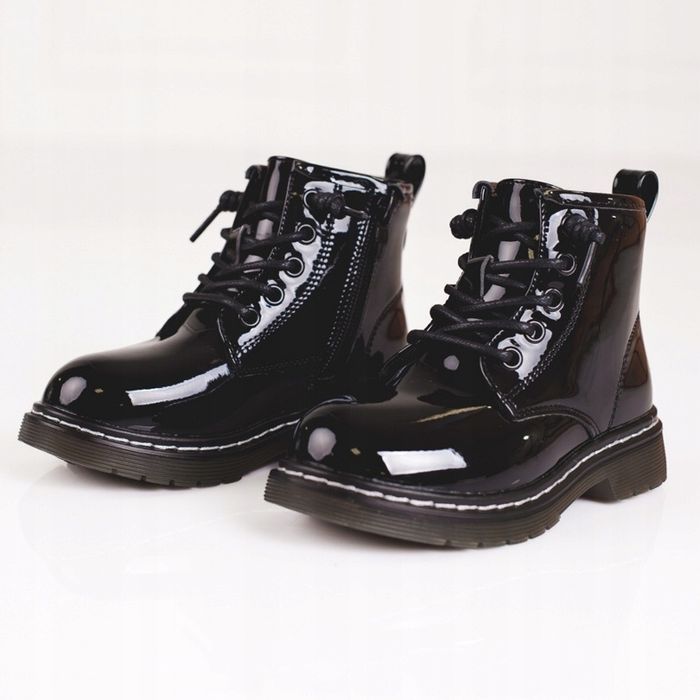 Czarne Płaskie Botki Lakierowane R 27