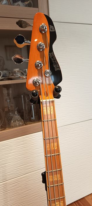 Baixo Markbass Gloxy 4