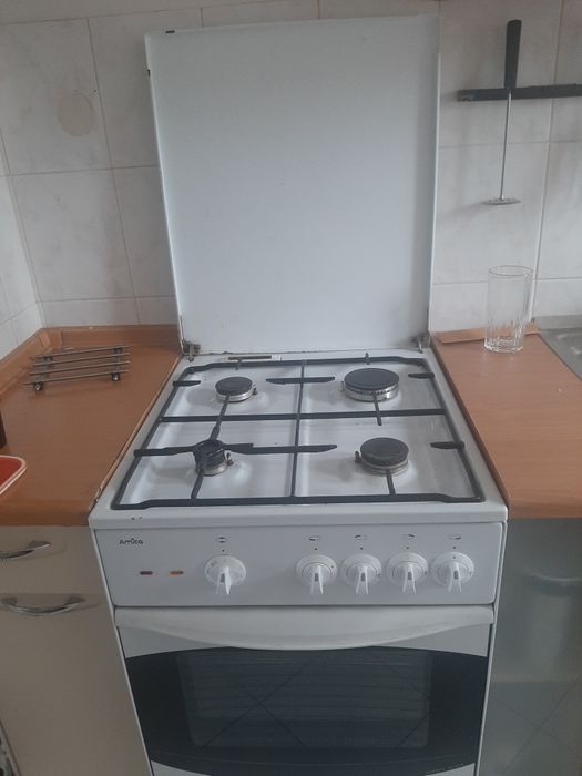Kuchenka gazowo elektryczna