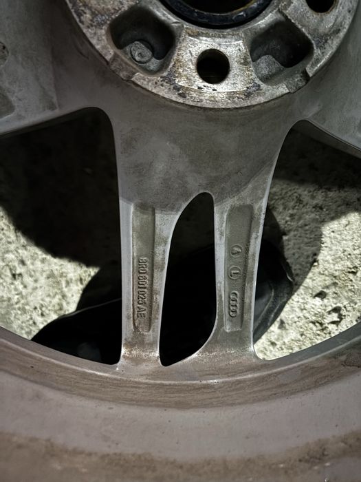 Диски диск Audi Ауді Q5 R19  з 2012/2017 рік стан гарний