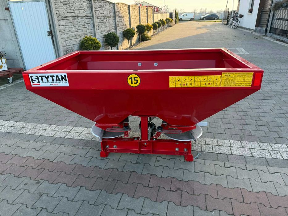 Rozsiewacz STRUMYK GRASS-ROL dwu tarczowy hydraulika transport gratis