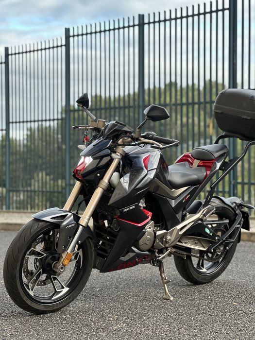 ZONTES ZT125U - Como Nova! C/ Topcase!