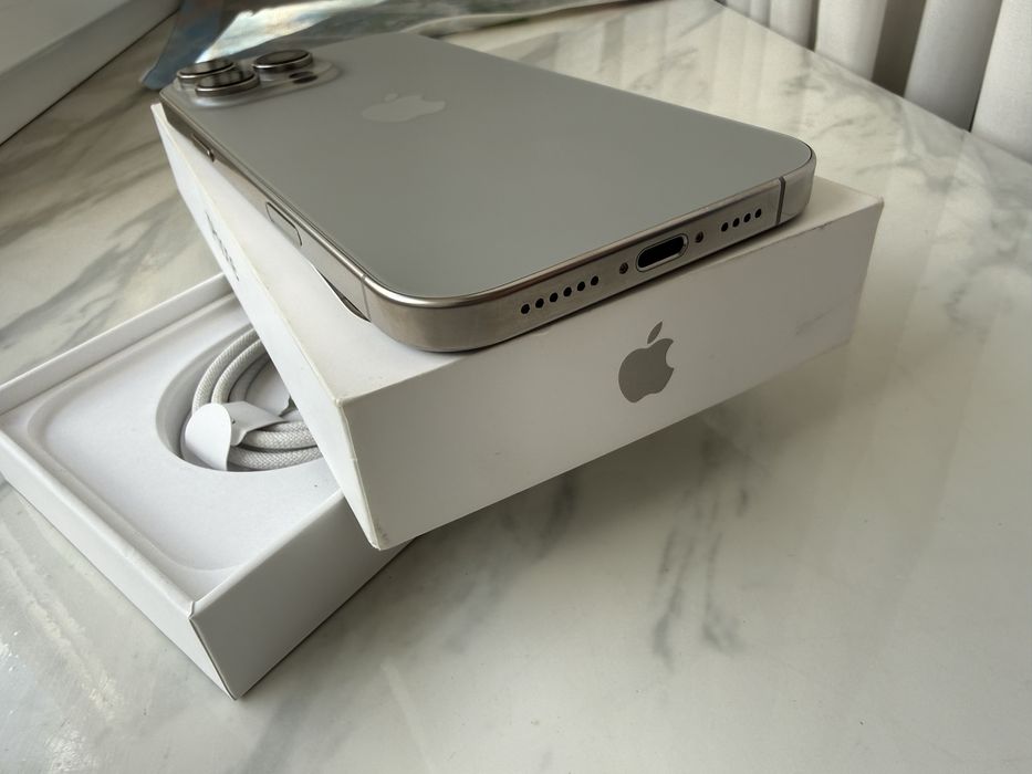 Apple Iphone 16 pro max neverlock 256gb natural titanium